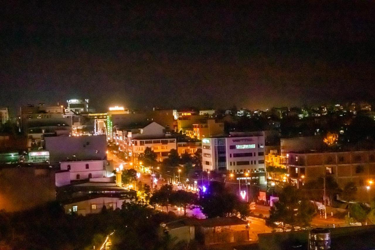 La Mia Lakeview Hotel Pleiku Dış mekan fotoğraf